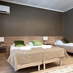 Viikinhovi 4*