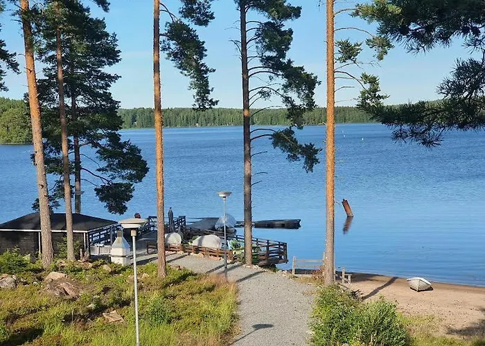 Viikinhovi Hotelli 4*